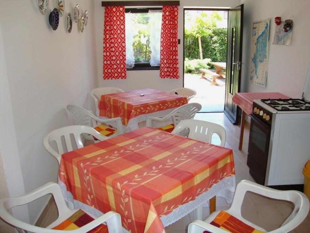 Ferienwohnung Gyongyvirag Vendeghaz Balatonboglár Zimmer foto