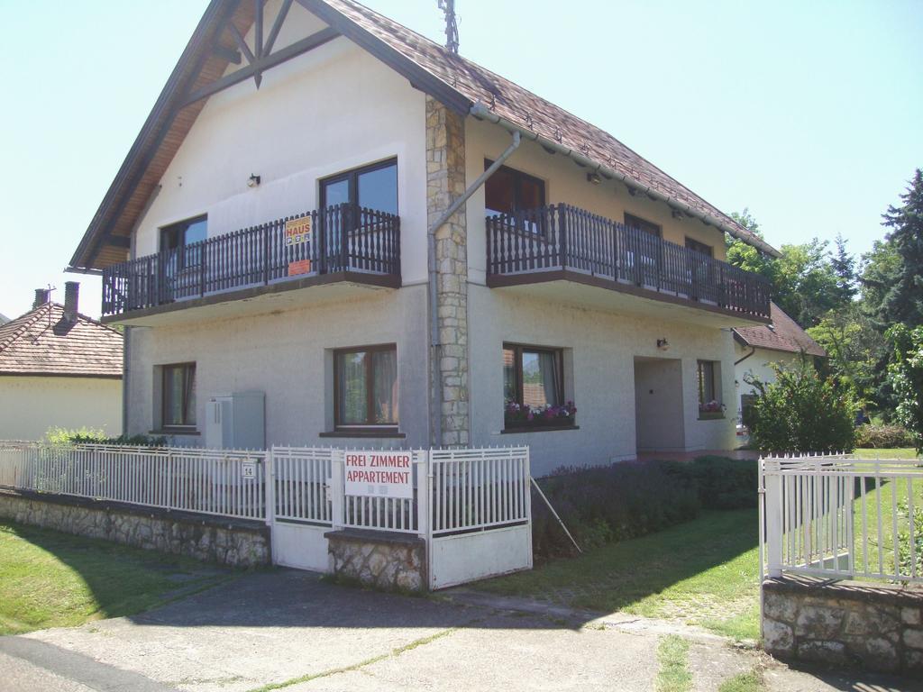 Ferienwohnung Gyongyvirag Vendeghaz Balatonboglár Exterior foto