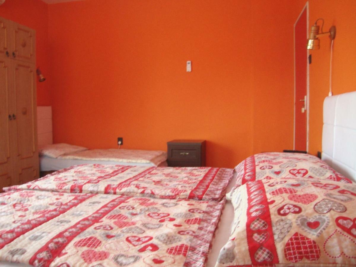 Ferienwohnung Gyongyvirag Vendeghaz Balatonboglár Exterior foto
